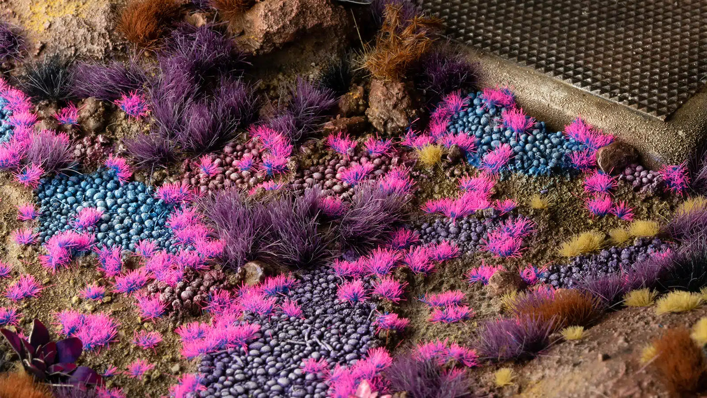 Grass Tufts: Tiny Tufts Alien Neon