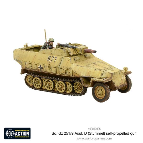 German Sd.Kfz 251/9 Ausf D Half Track "Stummel"