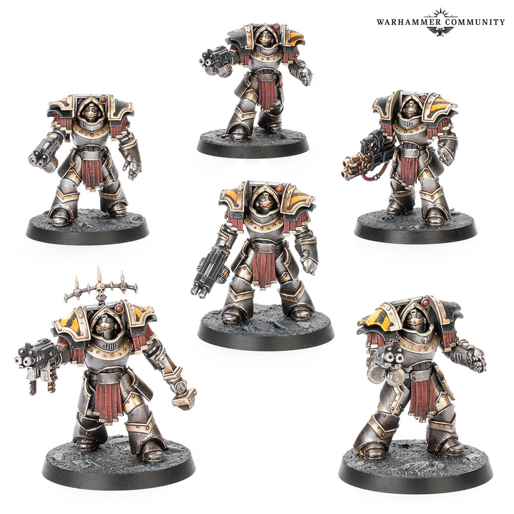 HORUS HERESY: Cataphractii Terminators armed with a combi-bolter and mighty power fist